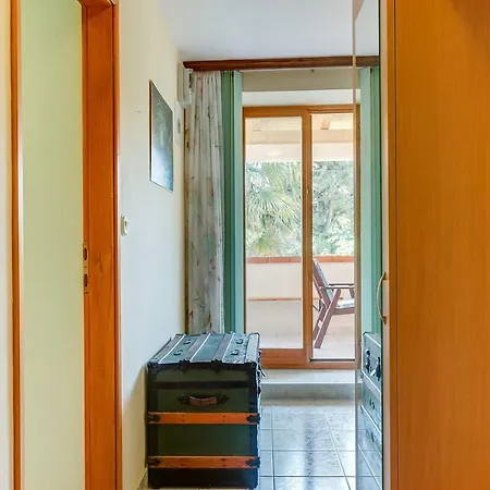 Rukonic Aleksandar Πανσιόν 3*