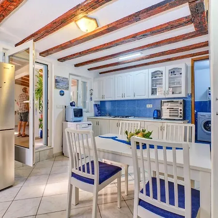 Rukonic Aleksandar 3*