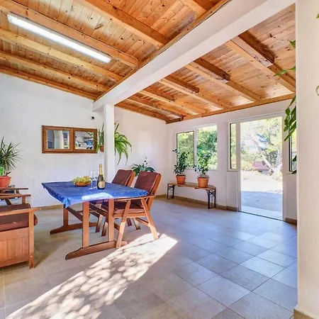 Gasthof Rukonic Aleksandar Nerezine